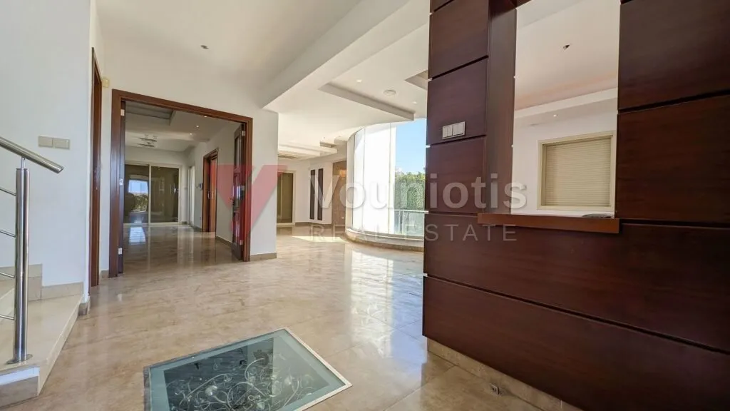 Elegant 4-Bedroom Home with Basement & Pool in Agios Athanasios, Limassol – photo 12
