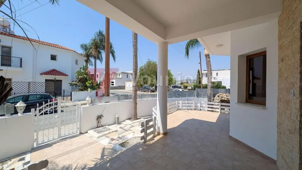 Detached Two Storey House in Aradippou, Larnaca – photo 6