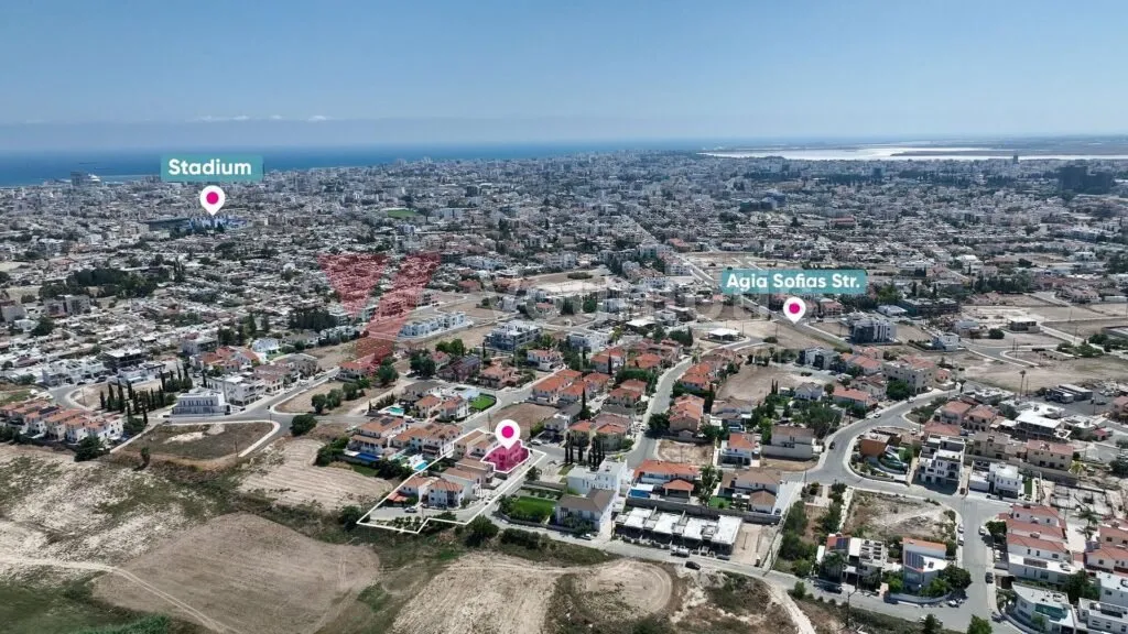 Four-Bedroom House in Aradippou, Larnaca – photo 3