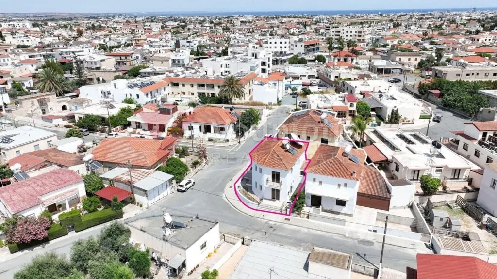 Three-Bedroom House in Apostolos Loukas Quarter, Aradippou, Larnaca – photo 4