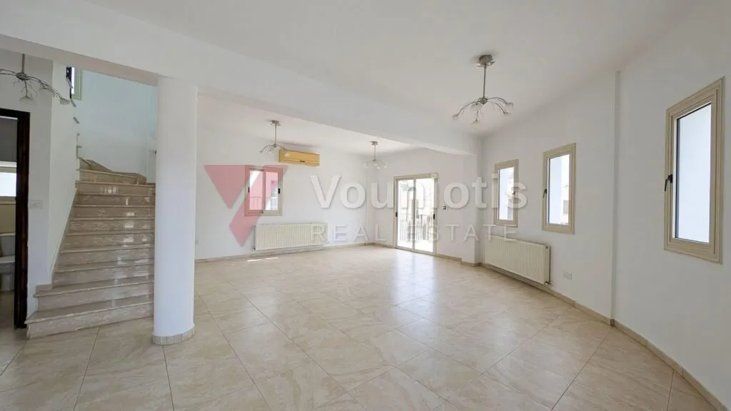 Three-Bedroom House in Apostolos Loukas Quarter, Aradippou, Larnaca – photo 8