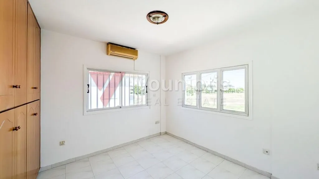 Three-Bedroom House in Meneou, Larnaca – photo 10