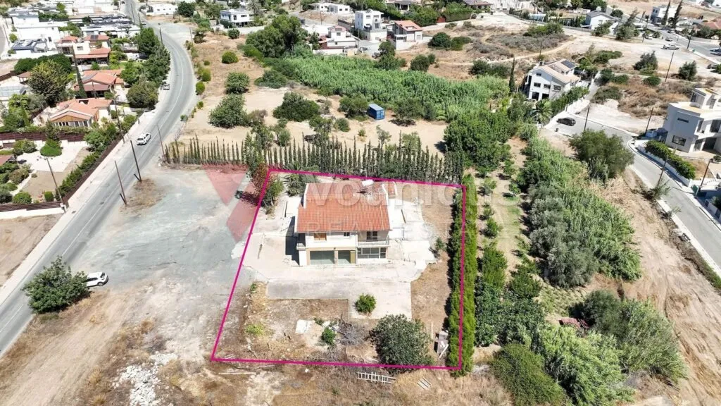 Three-Bedroom House in Parekklisia, Limassol – photo 3