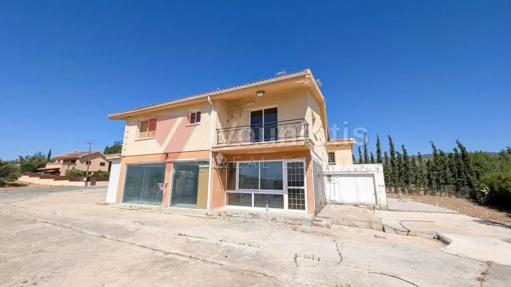 Three-Bedroom House in Parekklisia, Limassol – photo 7