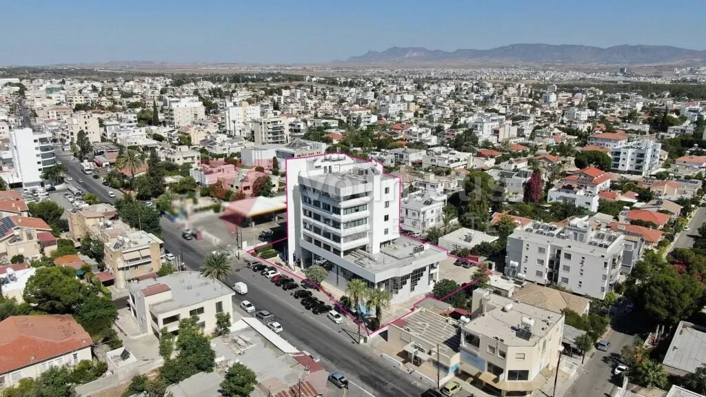 Investment Opportunity in a commercial building in Agios Dometios, Nicosia – photo 3