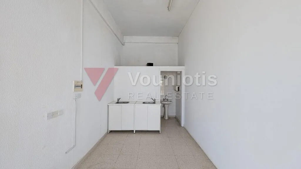Building with two shops located in Anafotida, Larnaca – photo 15
