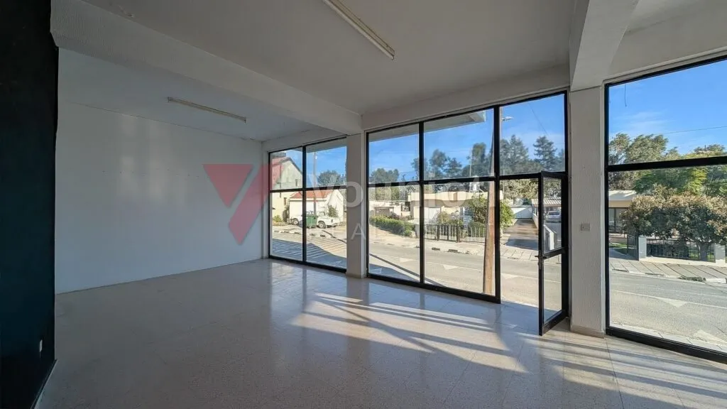 Building with two shops located in Anafotida, Larnaca – photo 8